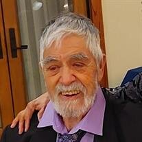 Roberto R. Perez