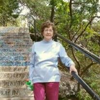 Maxine Collins