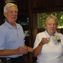 Priscilla E Donahey