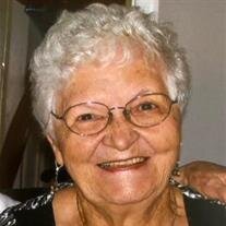 Evelyn Pacione Constantine