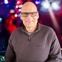 Victor "DJ Vik" Nieves Jr
