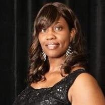 Ms Lynee Woodard