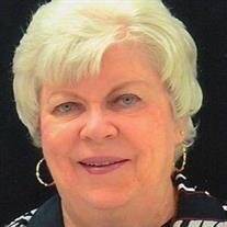 Sondra M Thee