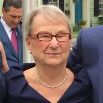 Lorraine McKenna