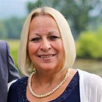 Kelly Lynn Young