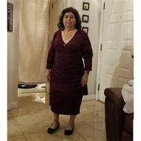 Rosa M Robles