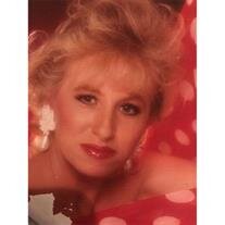 Kari L Shields