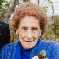 Marion Grace Gray (née Manette)