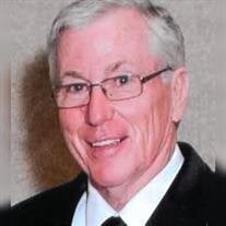 Dennis L Seyer