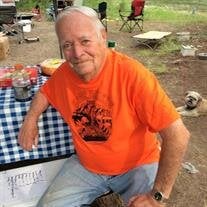 Kenneth E Kriete