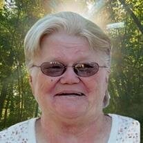 Evelyn "Lavan" Richardson