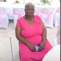 Verna Ruddock (Aunty Peter, Miss Peter, Aunty)