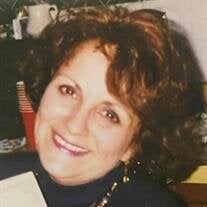 Lucy Costa