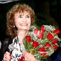 Suzanne Lake De Vos
