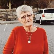 Doriesa "Doris" Adams