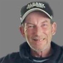 Robert "Bob, UB" Monnens