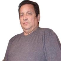 Luis Flores