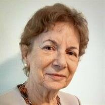 Maria José de la Camara