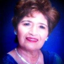 Elma Macias