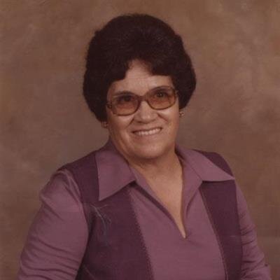 Dora Salazar