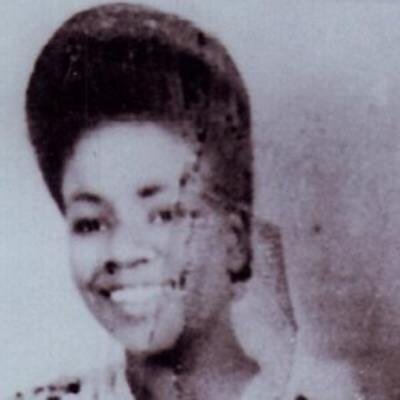 Lenora Rhodes