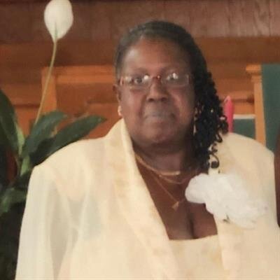 Evelena Singleton