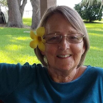 Saundra T Tillman
