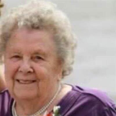 Elizabeth A Holzman