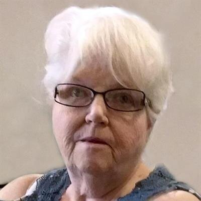 Carolyn Lee Uhlir