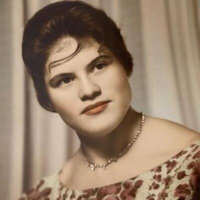 Maria Cruz Castillo