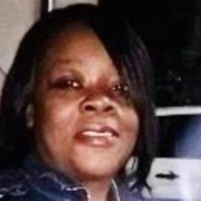 Leslie Nicole Mallett