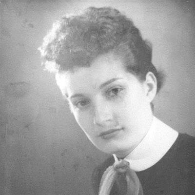 Gloria R Pascalli