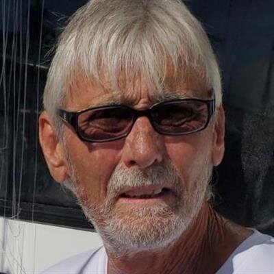 Frank Dennis Vanek