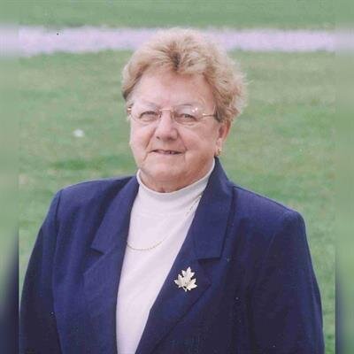 Lois June Fahnestock