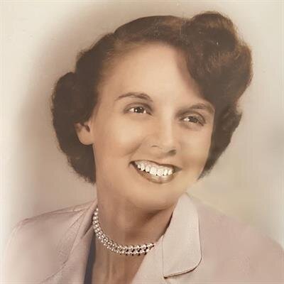 Estelle Lloyd
