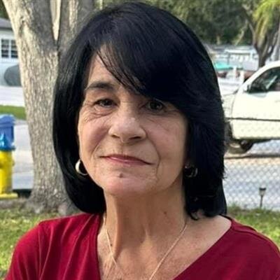 Ivenia Perez Dominguez