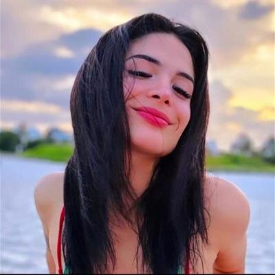 Yvanna Vera