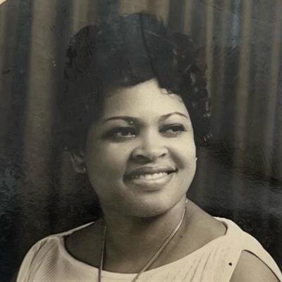Ghislaine Archer