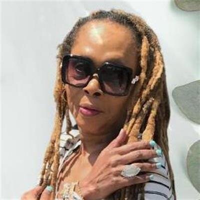 Lorette Magda Antoine