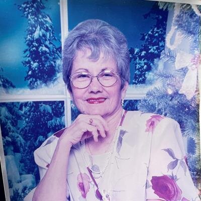 Teresa Flores Alvear
