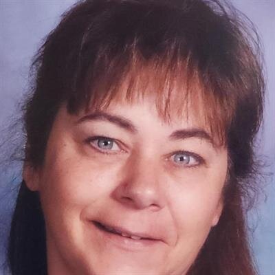 Lorrie L Snarr