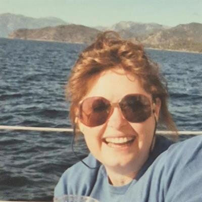 Donna J Loeser