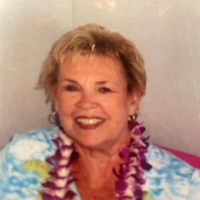 Lois M Phelps