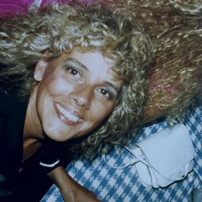 Jeanne Gulacy Peters