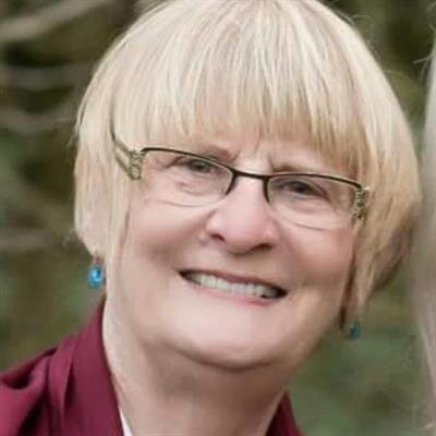 Carolyn Sue Lukrofka