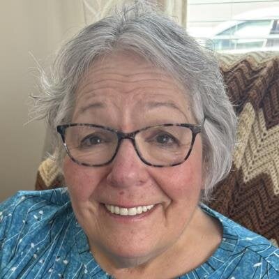 Linda C Davis