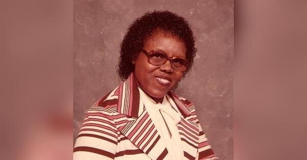 Mary Edwards Obituary Visitation & Funeral Information