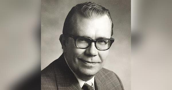 Charles E. Swanson Obituary Visitation & Funeral Information