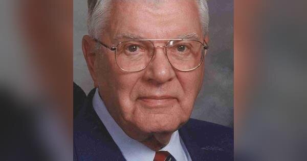 Norman Charles Roloff Obituary - Visitation & Funeral Information